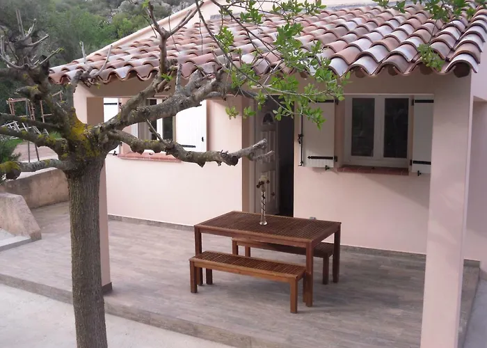 10 Casa Scaledda 3 Etoiles Casa de Férias *